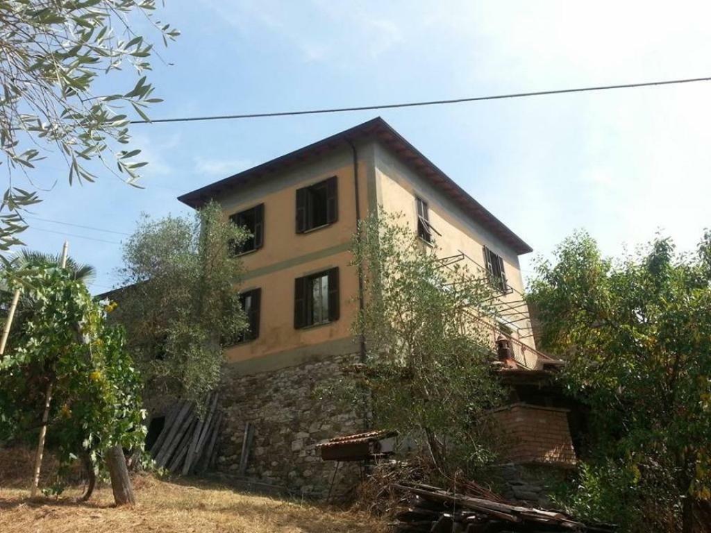 Penzion Ca Giulietto Antico Casale In Lunigiana Pontremoli Exteriér fotografie